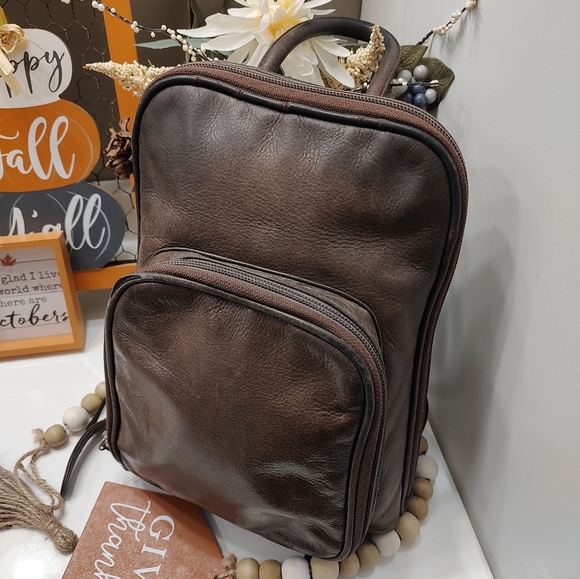 🍂 Vintage UC Osgoode Marley Brand Genuine Smooth Leather Mini Backpack Purse - Picture 10 of 16